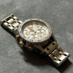 Nixon 38-20 Chrono Stainless Steel Watch Gold Hits